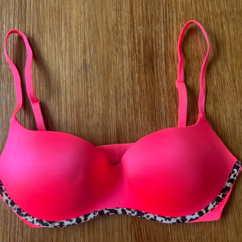 Victoria Secret Bombshell Push-up Bra, 32D